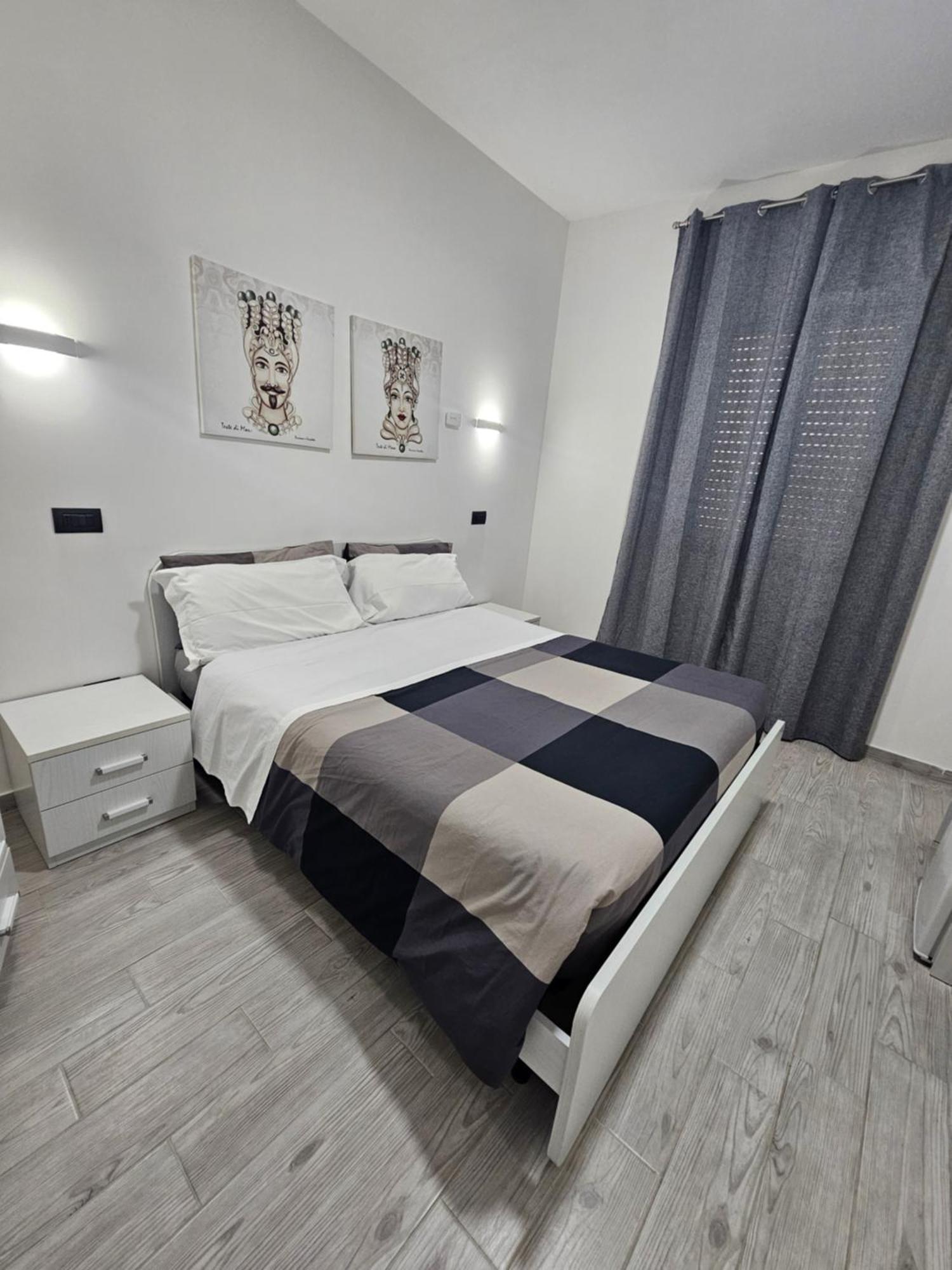 Frontemare Locazione Turistica Hotel ปอร์โต เอมเปโดเกล ภายนอก รูปภาพ